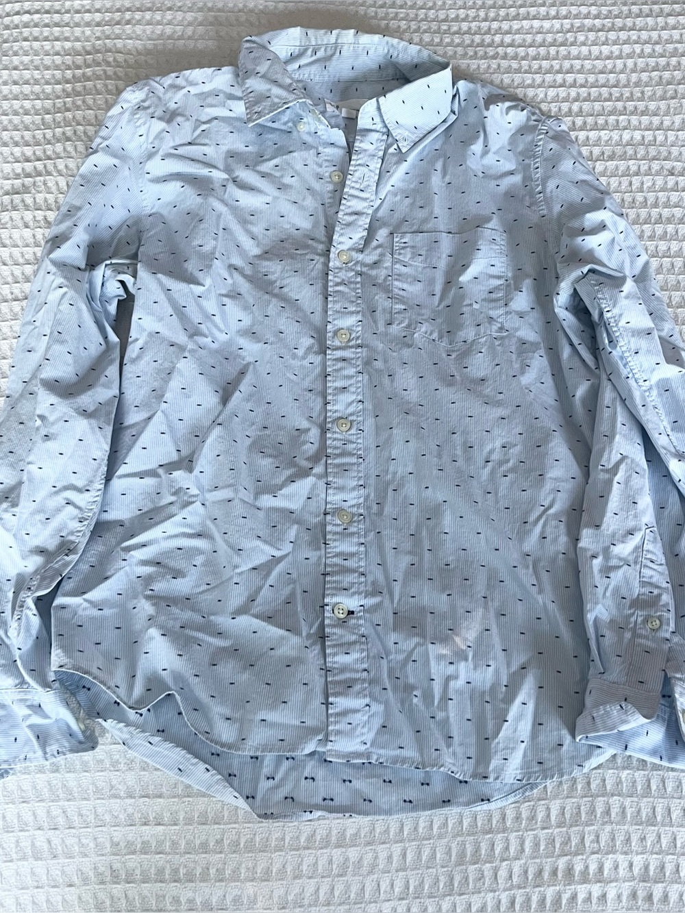 GAP Light Blue Men's Button-Down Shirt with Navy Micro Dots
